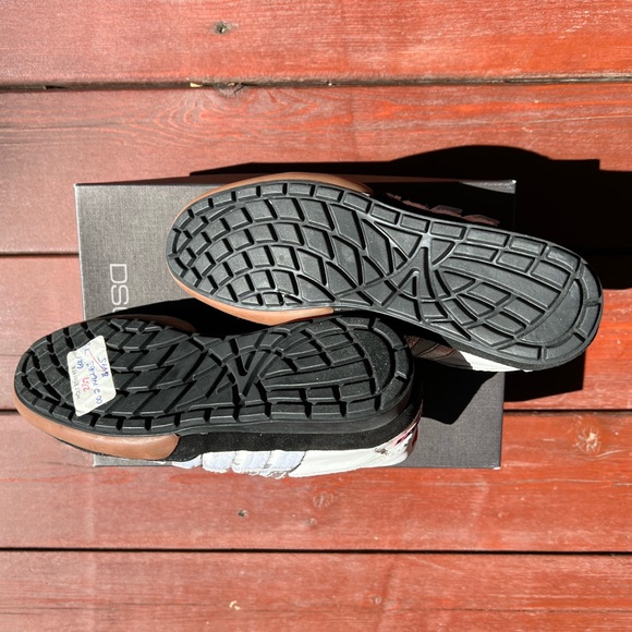 Limited Edition DSquared2 Women’s Leather White/Beige/Silver Sneakers Size 7&7.5 - Picture 9 of 10